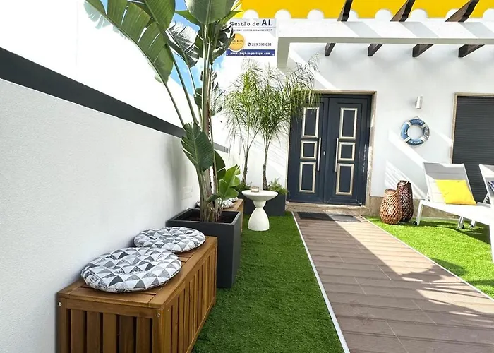 Lotus - Private Pool - 8 Guests - 度假居 *